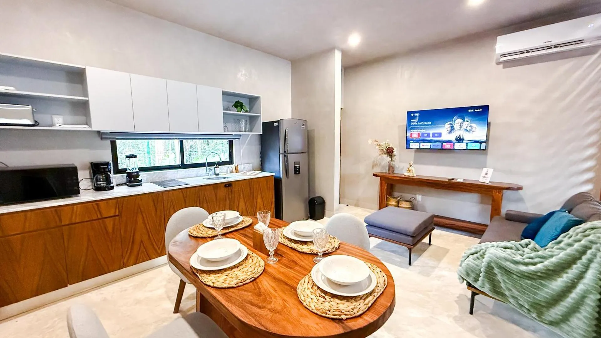 New Swim-Up Apartment King Bed Wifi Тулум Мексика