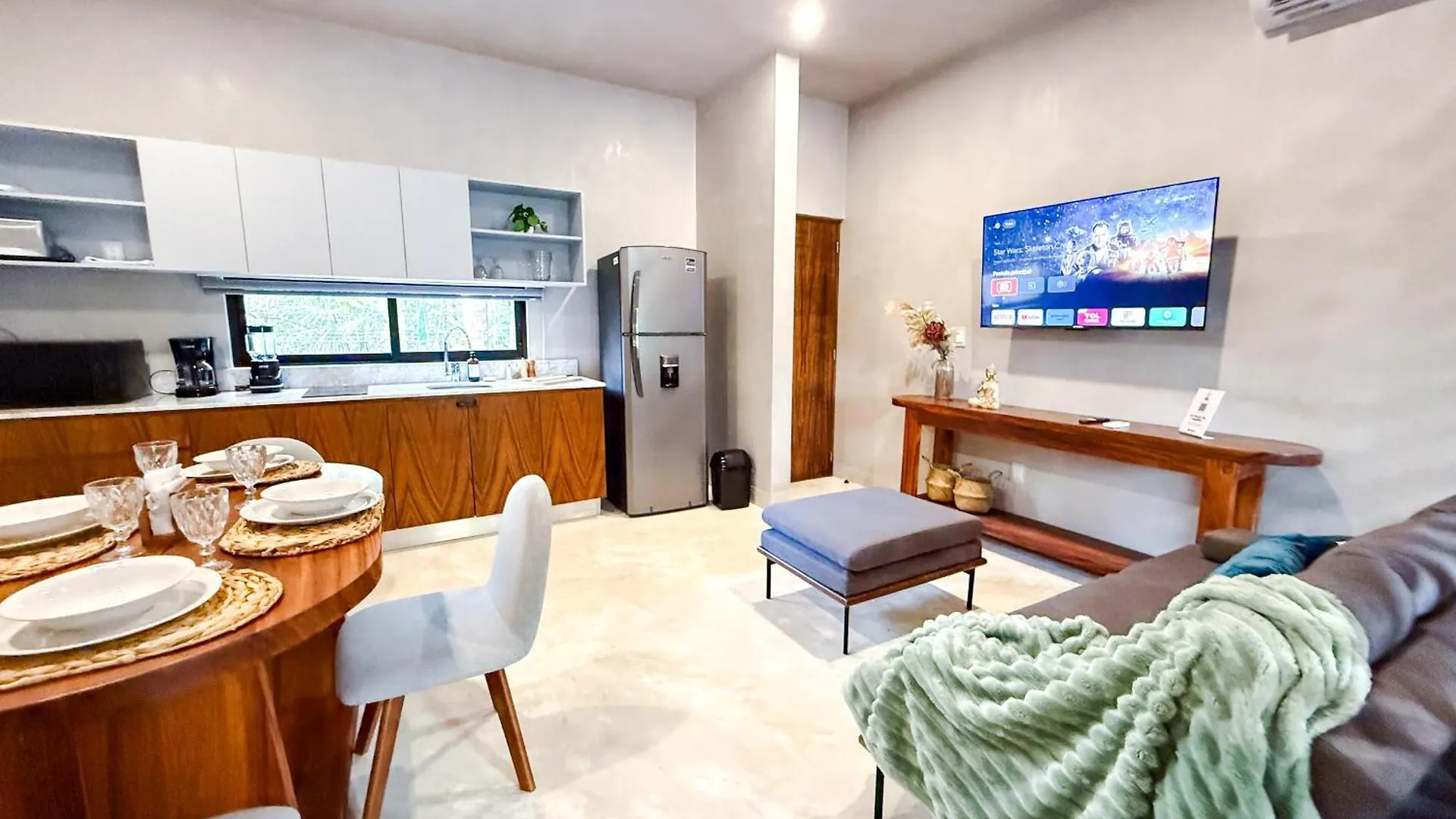 New Swim-Up Apartment King Bed Wifi Тулум 0*,  Мексика