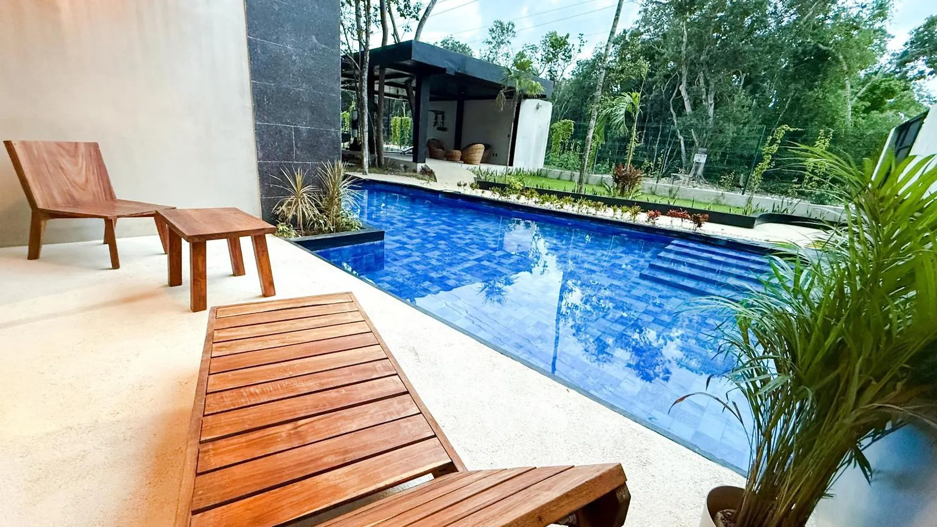 New Swim-Up Apartment King Bed Wifi Тулум